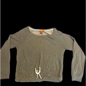 Women’s Joe Fresh sweatshirt